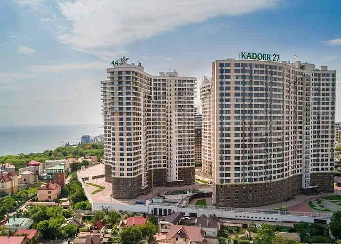 вид моря генератор убежище Apartment Odesa