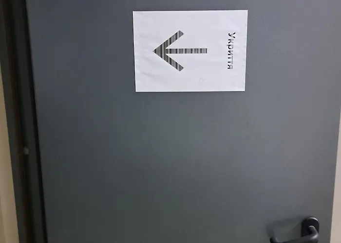 вид моря генератор убежище Apartment Odesa